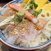 Yakko Zushi - おまかせ丼1000円