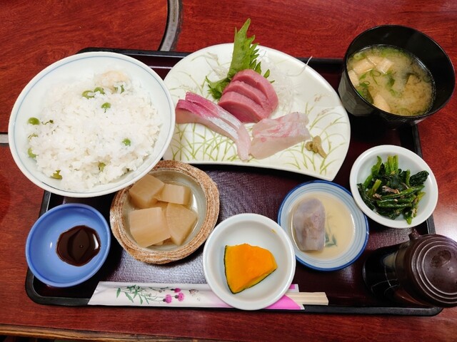 Oshokuji Doko Tokuihiro photo 2