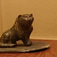 木山 - 虎の置物。