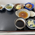 Te Uchi Soba Chuuji - もり（蕎麦が来る前） ＋天ぷらを注文したので天つゆ