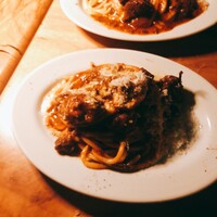 カルネジーオ イースト - 