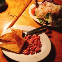 カルネジーオ イースト - 