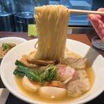 らーめん 鉢ノ葦葉 - ちゃーしゅーわんたん麺 1350円
            地鶏と根菜の味ごはん 小 280円
            半熟煮玉子 100円