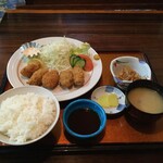 味のどん兵衛 - カキフライ定食