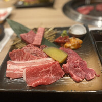 近江うし 焼肉 にくTATSU 青山本店 - 