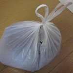 手打そば 菊谷 - 無料で頂いた蕎麦殻。袋にいっぱい。ちょうど枕ひとつ作れます。