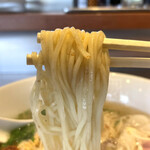 らあめん花月嵐 - 全粒粉入りの麺