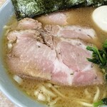 横濱ラーメン あさが家 - チャーシュー。