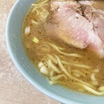 横濱ラーメン あさが家 - 完成度の高いスープ。