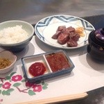 ステーキ屋 甚 - H25.02　ライス＆ステーキ100g　もやし無し