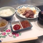 ステーキ屋 甚 - H25.02　ライス&ステーキ100g　もやし付き