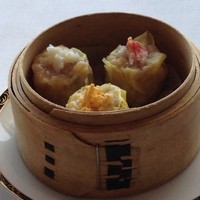 銀座アスター お茶の水賓館 - 六珍焼売を3個
