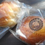 太山寺珈琲焙煎室 - オマケパンの塩パン＆マフィン