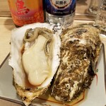 出羽鮨 - 生牡蠣。