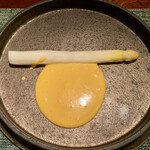 蒼 - 白アスパラガス オランデーズソース