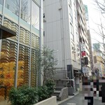 蒼 - 意外にも、うるさい六本木通り沿い