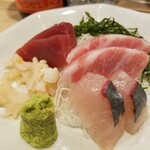 出羽鮨 - 刺盛。