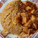 Gyouza No Oushou - 豚カルビ炒飯と麻婆豆腐合体！