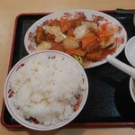 聚香楼 - 酢豚定食ご飯大盛り