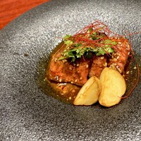 個室中華 頤和園 京橋店 - 国産牛ローストビーフと新ジャガイモのよだれ牛