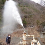 慶雲館 - 1日一回源泉を出します。