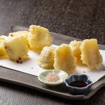 Sengyo Sousaku Dainingu Hoidoya - 二種のチーズ天ぷら