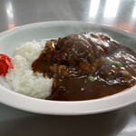 カレー幸 - カツハヤシライス450円。グリーピース入り。