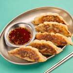 Mandu (Korean fried Gyoza / Dumpling)