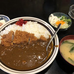 Mino Fusa - カツカレー(950円)