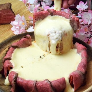 復活！サーロイン肉シカゴピザ！ご予約限定！2900円