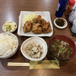 家庭料理居酒屋 よってって - きました！からあげ定食500円！