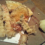 蕎麦ひら井 - 車海老天ぷら900円は季節の野菜もいっしょで揚げは絶妙でした