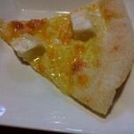 雪詩慕雲 - チーズとハチミツのピッツア