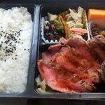 ティーエヌミート ワークス プレミアム ビーフ&ワイン - 