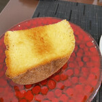 アゴッツォ - セモリナ粉のパン