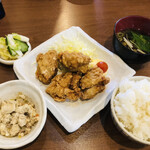 家庭料理居酒屋 よってって - ♪唐揚げ定食¥500