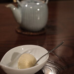 豆水楼 - 豆乳のシャーベット