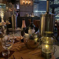 グランド キッチン - 少し夜になる。ランタンを君に