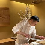 ぬま田 - 桜の生け花もきれい