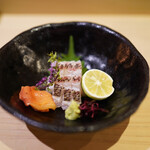 味ひろ - 刺身　明石鯛、赤貝
