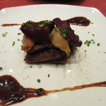ル・プレヴェール - 豚バラ肉のブレゼ ジャスミン風味、ビーツと蕪の蜂蜜かけ添え