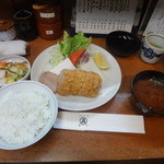 丸五 - 特ヒレかつセット