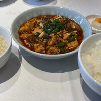 四川豆花飯荘 東京店 - 麻婆豆腐群