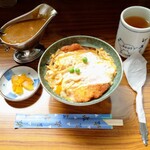 元祖インドカレー 小いけ - ◯「カツ丼」/◎「カレーソース」