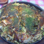 ぱくぱく - 広島風お好み焼きスペシャル(豚肉・いか・コーン入り)\700