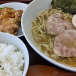 一村 - ラーメン定食の麺大盛（1050円）