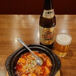 中華料理 菜香菜 - マーボー豆腐と瓶ビール