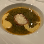 ル・マノアール・ダスティン - 丁寧にとった魚介の濃厚な出汁にルイユ、旨いに決まってますよねー。王道です。それに生海苔の香り、新鮮です。