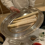 ル・マノアール・ダスティン - 家族3人共、ロワール産だけでいいかな？っと思ったら、五十嵐さん自ら、3種をプレゼンしていただきました。　嬉しいですねー。