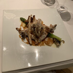 ル・マノアール・ダスティン - やはり、五十嵐さんは、カマとかアラとか内臓まで使い切る達人なのが解る一品です。